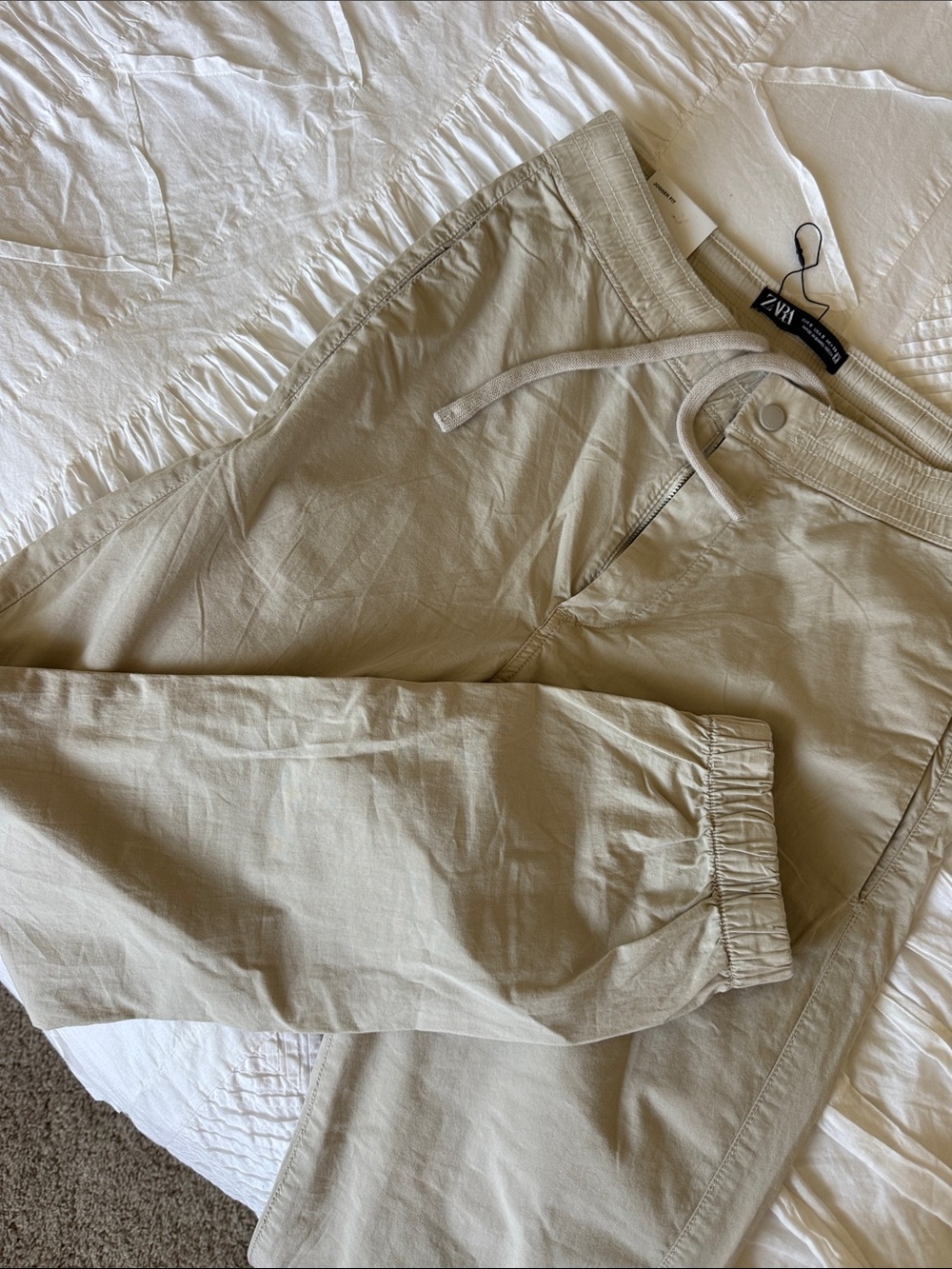 Zara Men Light Beige Drawstring Joggers